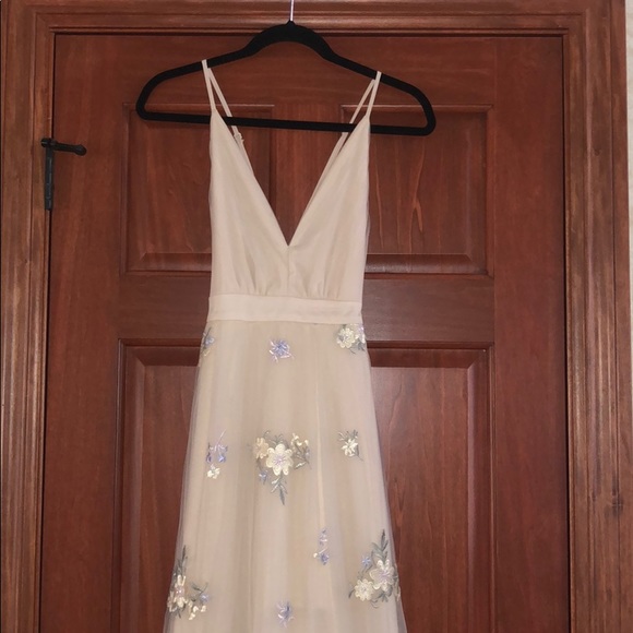 Lulus Lorenzo embroidered maxi dress - Picture 4 of 7